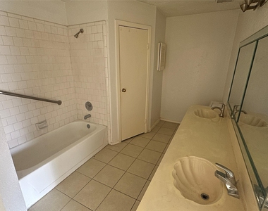 6939 Greenyard Drive - Photo Thumbnail 9