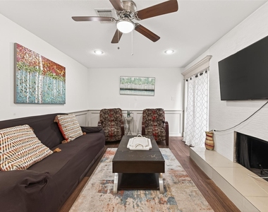 3684 Ocee Street - Photo Thumbnail 5