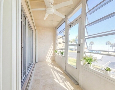 3150 N Harbor City Boulevard - Photo Thumbnail 8