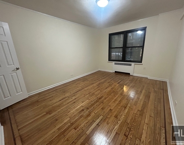 East 24 Street - Photo Thumbnail 1