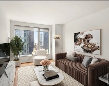 Spruce Street - Photo Thumbnail 1