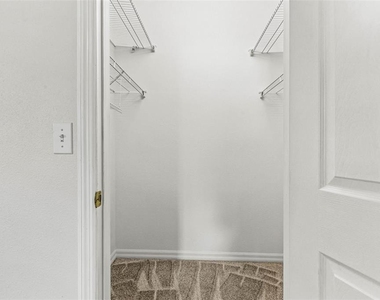 9889 66th Street N - Photo Thumbnail 10