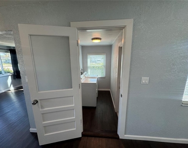 3600 Alabama Avenue Ne - Photo Thumbnail 9