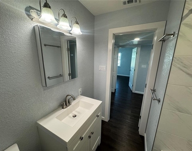 3600 Alabama Avenue Ne - Photo Thumbnail 20