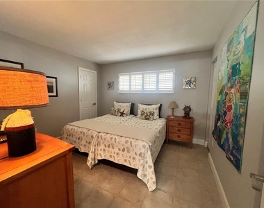 1270 Gulf Boulevard - Photo Thumbnail 14