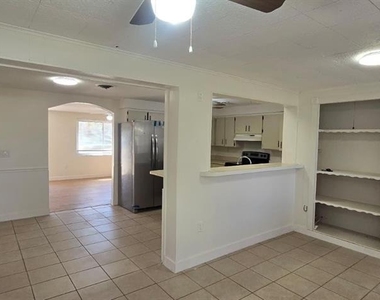 36 Tulane Road - Photo Thumbnail 14
