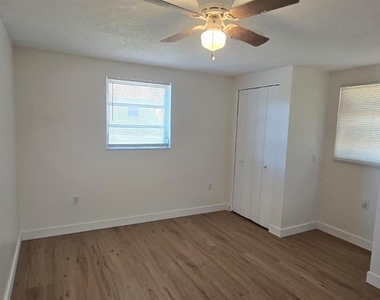 36 Tulane Road - Photo Thumbnail 12