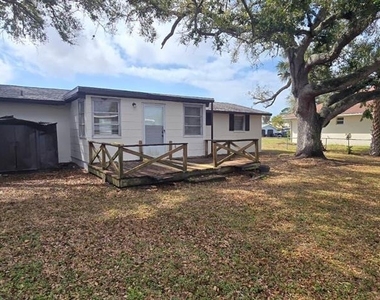 36 Tulane Road - Photo Thumbnail 18