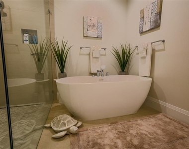 2910 W Barcelona Street - Photo Thumbnail 23