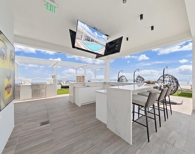 2910 W Barcelona Street - Photo Thumbnail 52