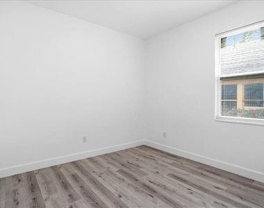 1535 13th Street S - Photo Thumbnail 20