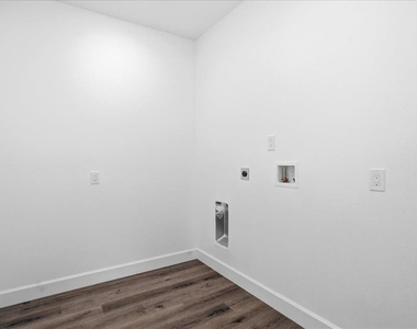 1535 13th Street S - Photo Thumbnail 25