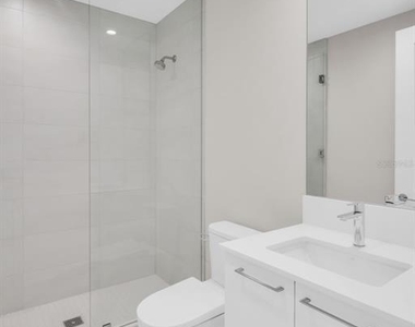 275 1st Avenue S - Photo Thumbnail 28