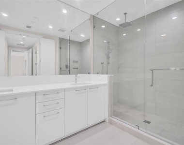 275 1st Avenue S - Photo Thumbnail 38