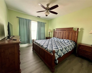 2713 Via Murano - Photo Thumbnail 9