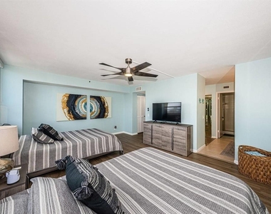 6291 Bahia Del Mar Circle - Photo Thumbnail 13