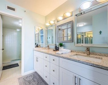 6291 Bahia Del Mar Circle - Photo Thumbnail 16