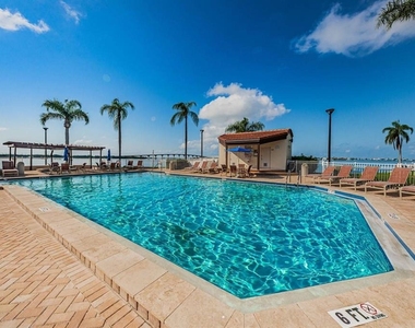 6291 Bahia Del Mar Circle - Photo Thumbnail 20
