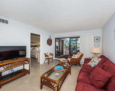 6294 Bahia Del Mar Circle - Photo Thumbnail 3