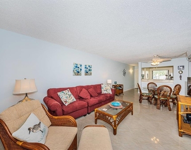 6294 Bahia Del Mar Circle - Photo Thumbnail 5
