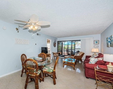 6294 Bahia Del Mar Circle - Photo Thumbnail 2