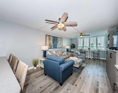 6295 Bahia Del Mar Circle - Photo Thumbnail 7