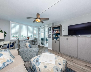 6295 Bahia Del Mar Circle - Photo Thumbnail 11