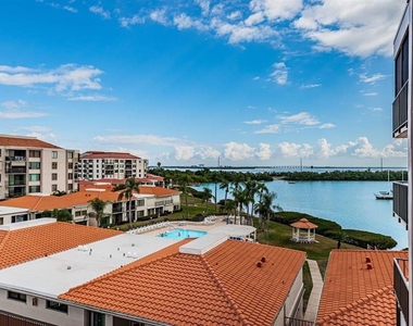 6295 Bahia Del Mar Circle - Photo Thumbnail 17