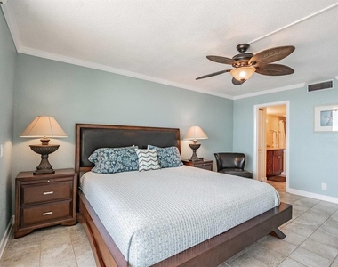 6295 Bahia Del Mar Circle - Photo Thumbnail 8
