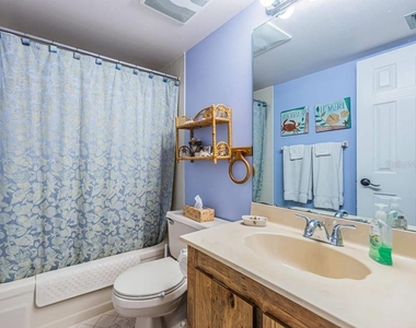 6273 Bahia Del Mar Boulevard - Photo Thumbnail 16