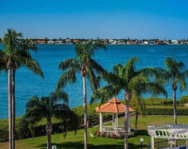 6357 Bahia Del Mar Boulevard - Photo Thumbnail 20
