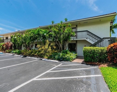 6365 Bahia Del Mar Boulevard - Photo Thumbnail 2