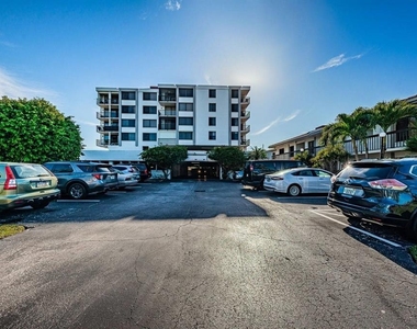 6365 Bahia Del Mar Boulevard - Photo Thumbnail 21