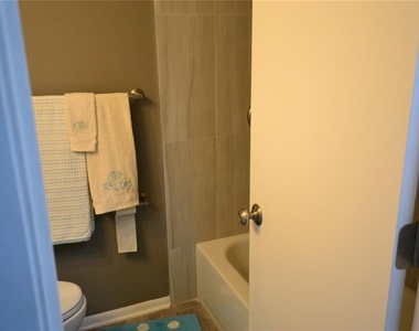 135 W Cypress Court - Photo Thumbnail 6