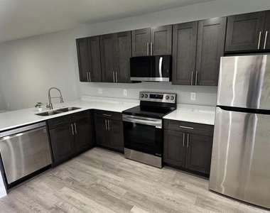 4508 Lafayette Avenue - Photo Thumbnail 1