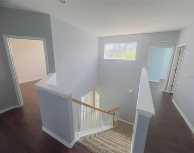 1476 Lexington Ave - Photo Thumbnail 6