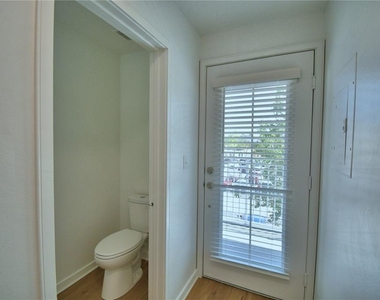660 Celebration Avenue - Photo Thumbnail 3