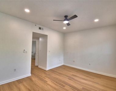 660 Celebration Avenue - Photo Thumbnail 33