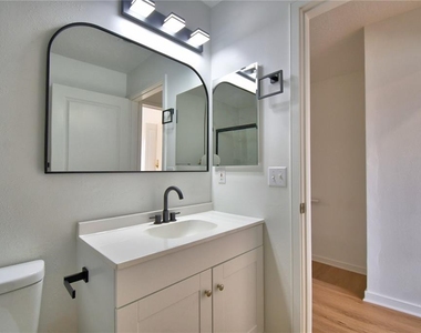 660 Celebration Avenue - Photo Thumbnail 18