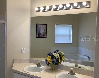 16644 Fresh Meadow Drive - Photo Thumbnail 5