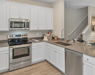 3488 Se 37th Avenue Road - Photo Thumbnail 4