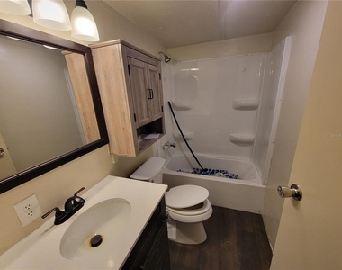 16625 Ne 2nd Street Road - Photo Thumbnail 8