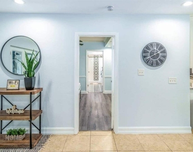 2917 Stetson Street - Photo Thumbnail 13