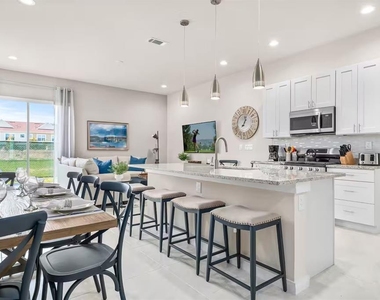 7568 Sunflower Circle - Photo Thumbnail 8
