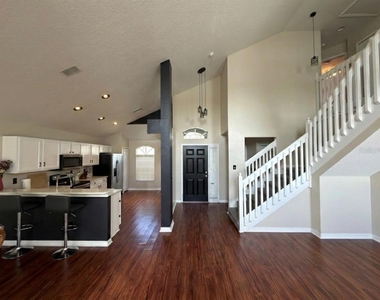 8103 Tar Hollow Drive - Photo Thumbnail 3