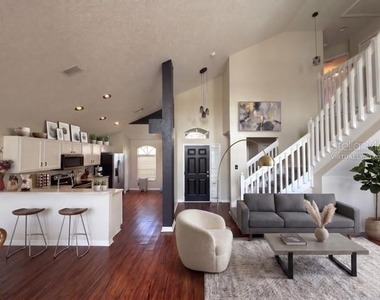 8103 Tar Hollow Drive - Photo Thumbnail 3