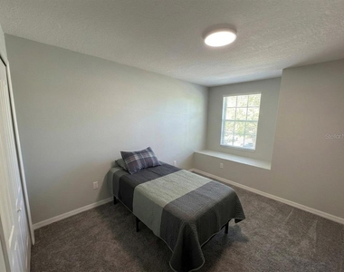 8103 Tar Hollow Drive - Photo Thumbnail 14