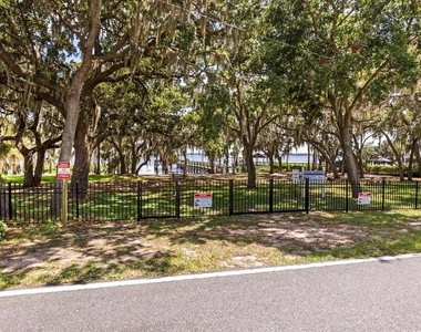 13848 Vista Del Lago Boulevard - Photo Thumbnail 20