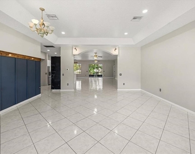 13848 Vista Del Lago Boulevard - Photo Thumbnail 4