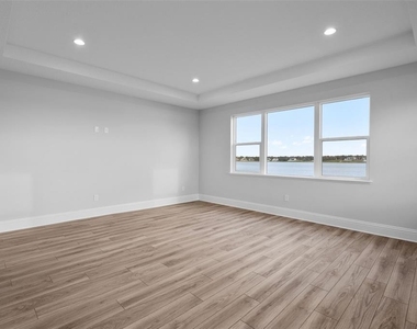 16708 Bolsena Drive - Photo Thumbnail 18